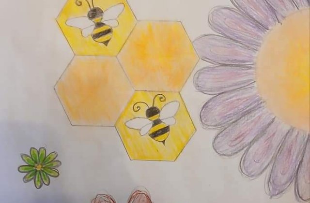 Egyszer régen egy nyári napon arra lettek figyelmesek a szorgos méhecskék,hogy a gyönyörű réten - ahol ők éltek - kevesebb virág bontotta ki szirmait.Biztosan ti is tudjátok, hogy a méhecskék a virágok ált...